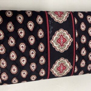 Vera Bradley Black and Red Quilted Fabric Disk Case